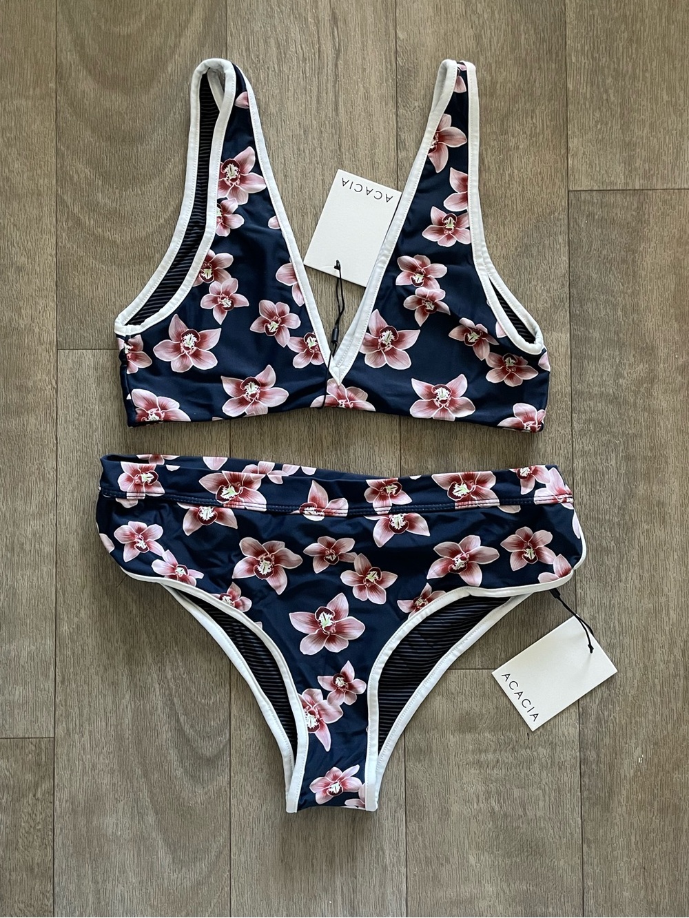 NWT ACACIA BIKINI SET!
